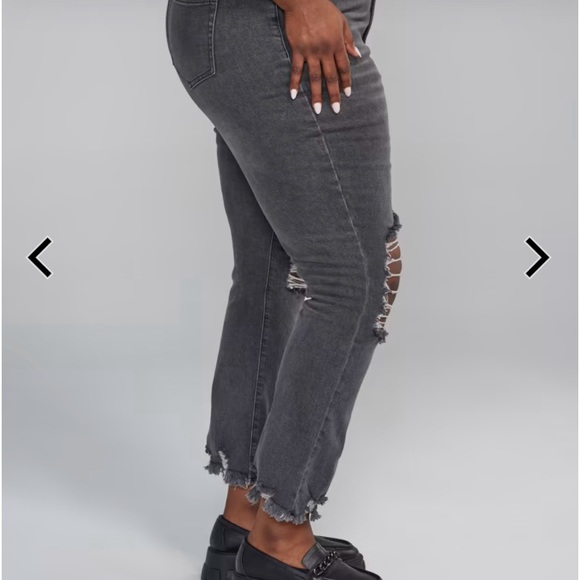 🆕 FTF High Rise Destructed Flare Jeans Size 18 - Picture 2 of 4